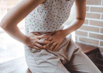 Cólicas menstruais: 4 em 10 meninas faltam aulas – 27/05/2026 – Equilíbrio e Saúde