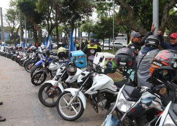 Governo prepara linha de crédito para motociclistas de aplicativos